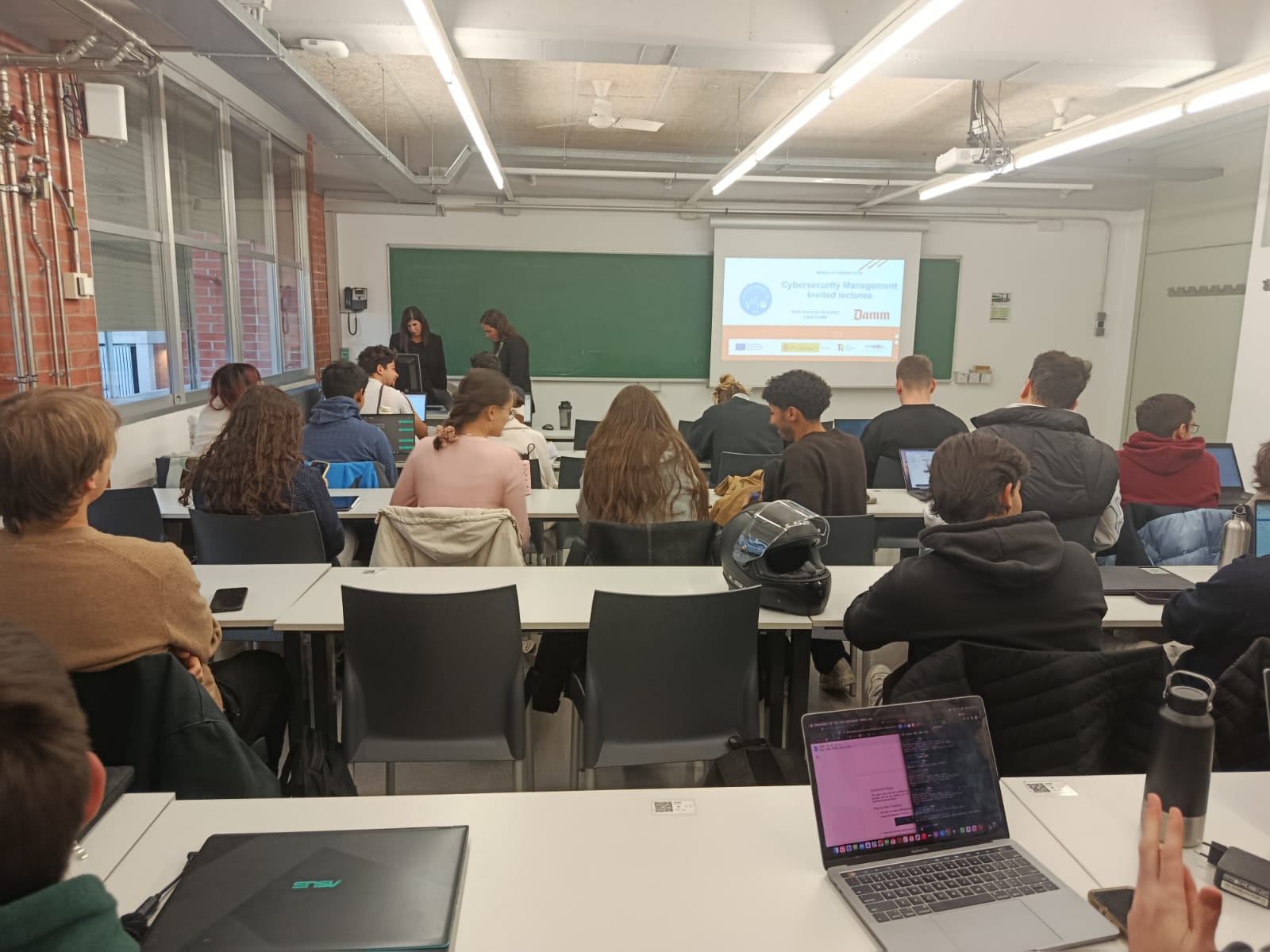 PHOTO-2025-11-22-09-51-14